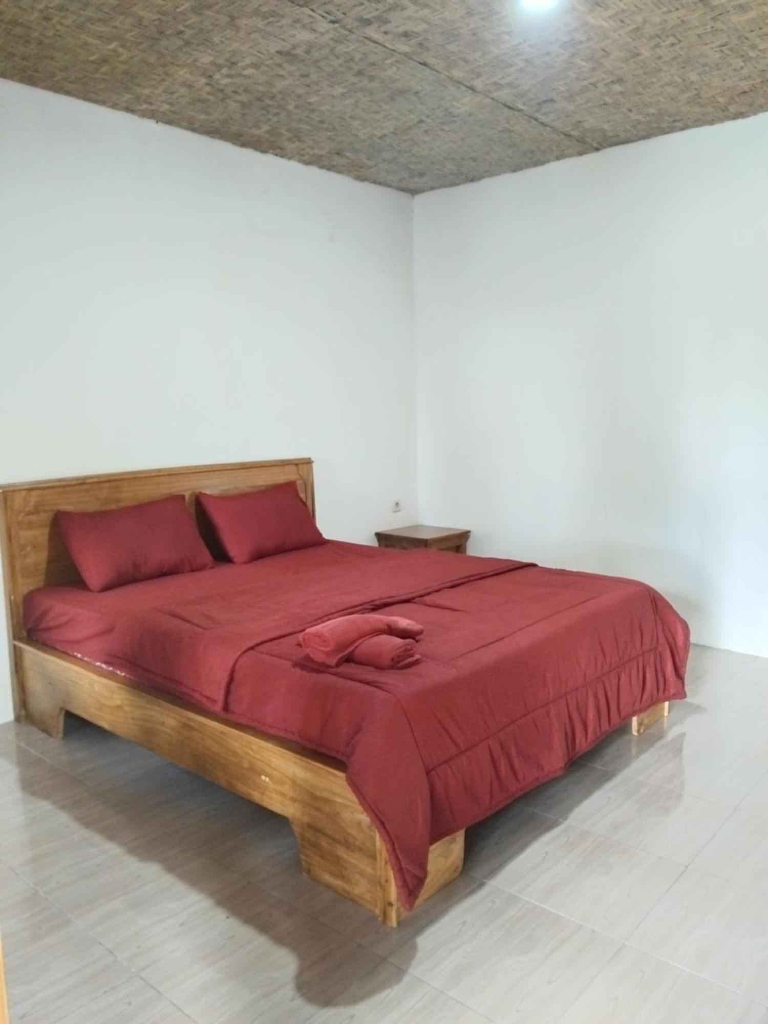 Tereng Wilis Bungalows Tetebatu Room photo