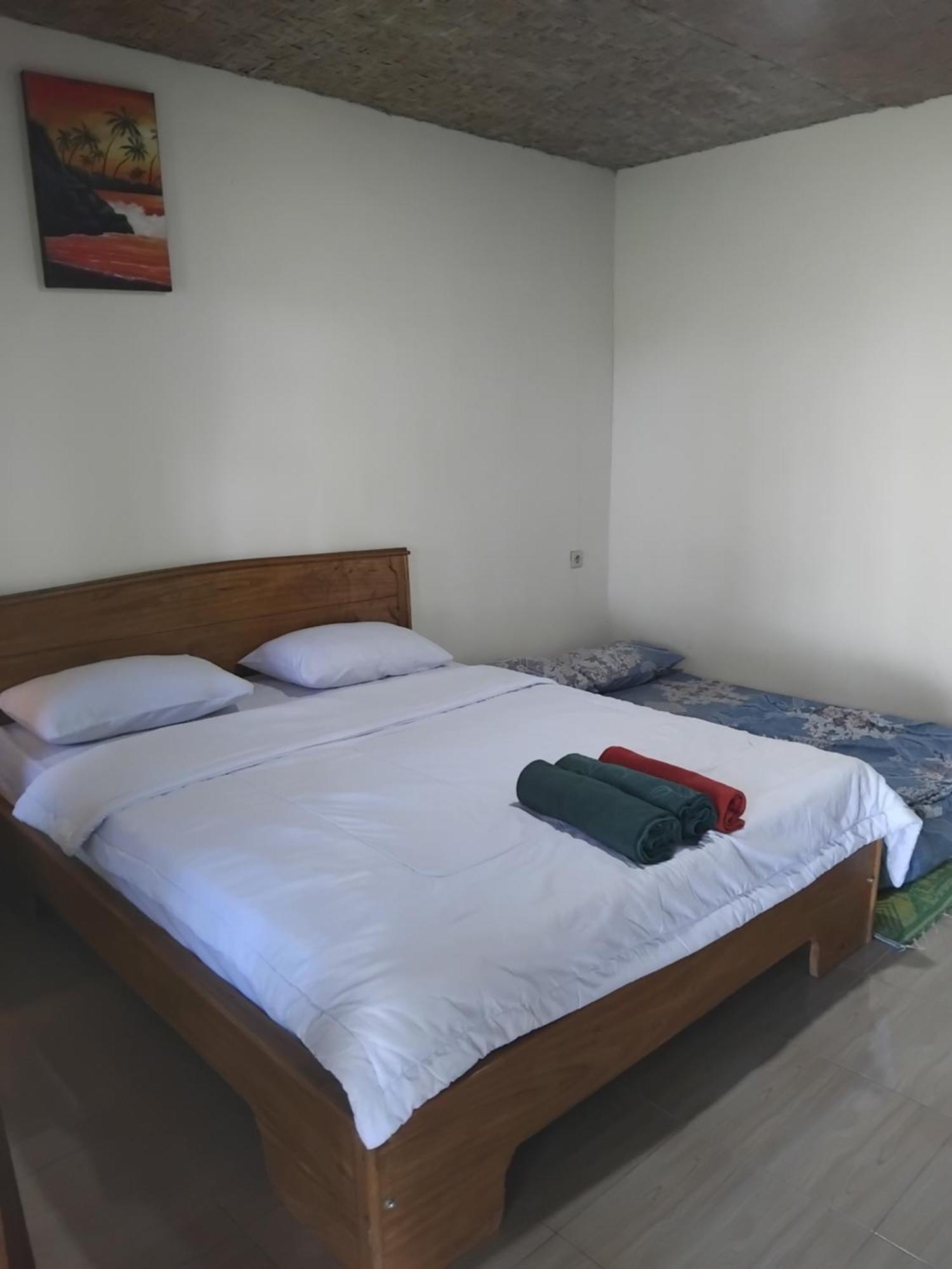 Tereng Wilis Bungalows Tetebatu Room photo